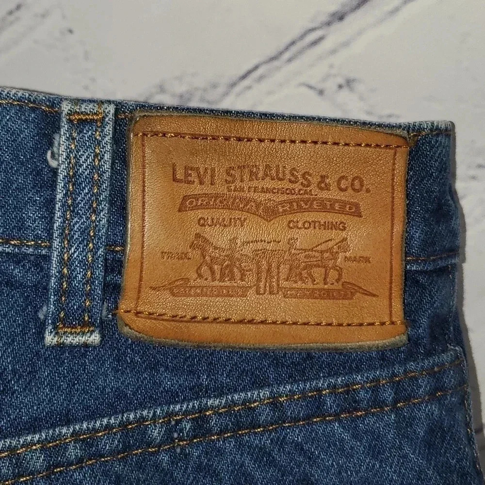 Vintage Levi’s Leather Tab Denim Jeans Mens 36x32 🇺🇸 - Picture 4 of 13